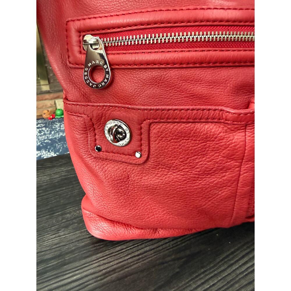 MARC by Marc Jacobs Red Leather Blake Large Full Zip Shoulder Hobo Hand Bag - Picture 3 of 15